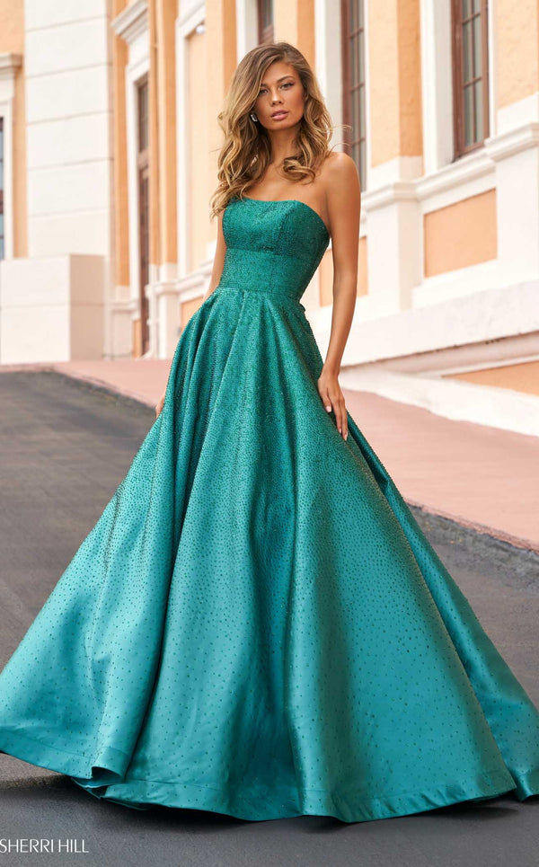 Prom Dresses 2022 | Designer Prom Gowns ...